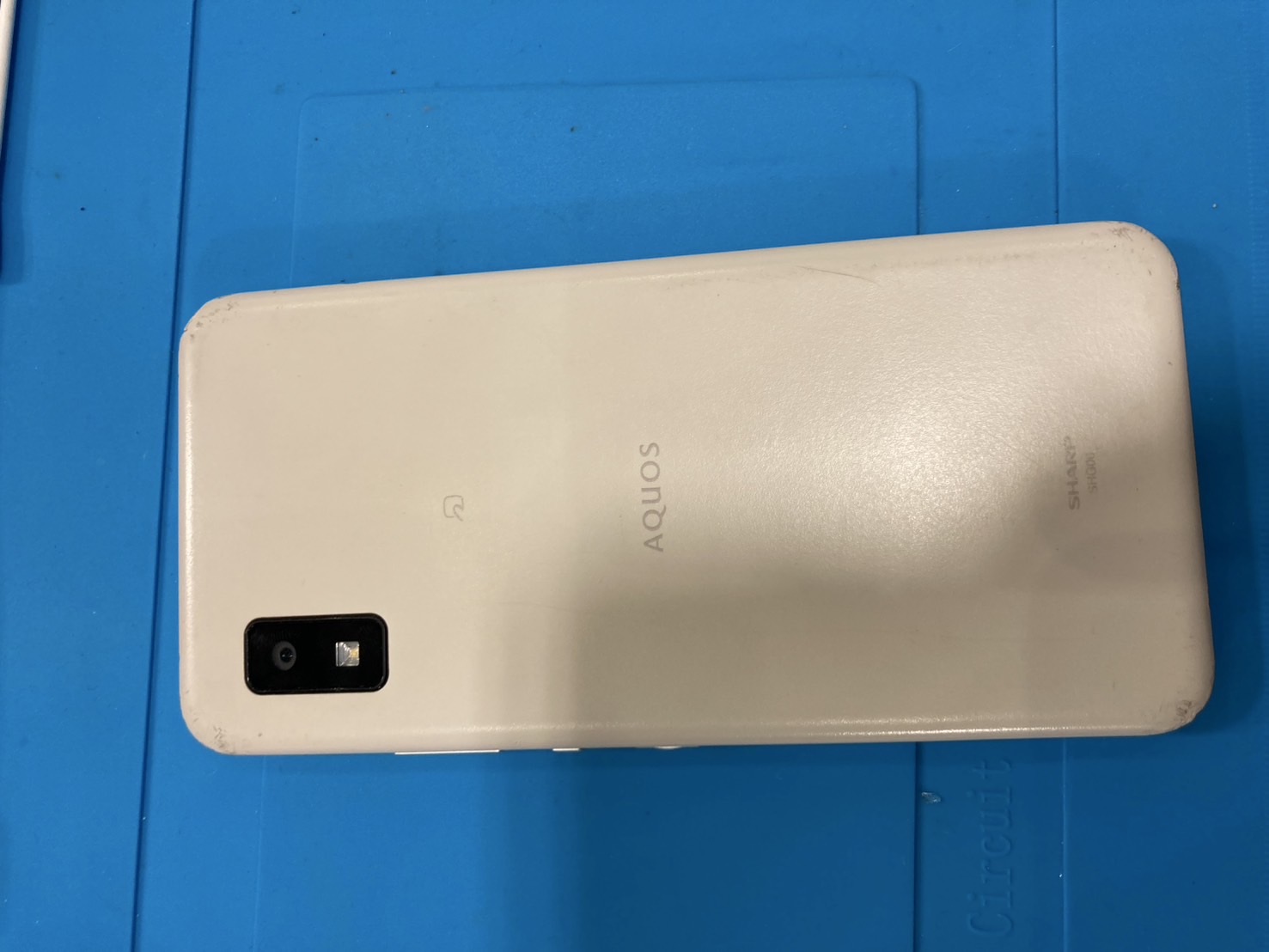 【AQUOS wish】接触不良や充電不良はパーツ交換で改善可能です！